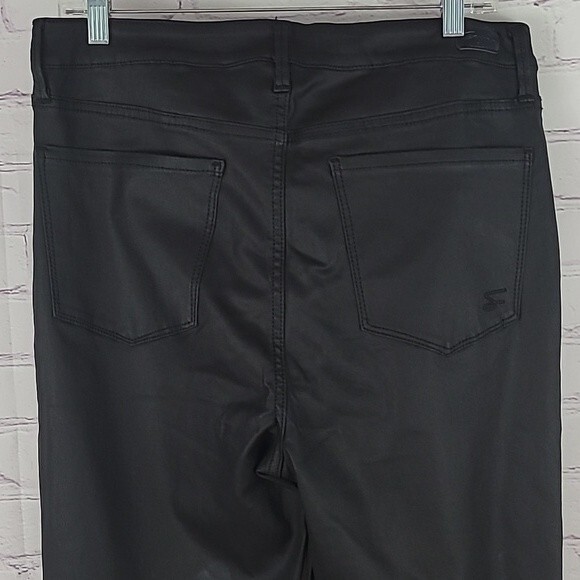 Seven 7 Black Ultra Skinny Faux Leather pants. Size 14. - Picture 4 of 11